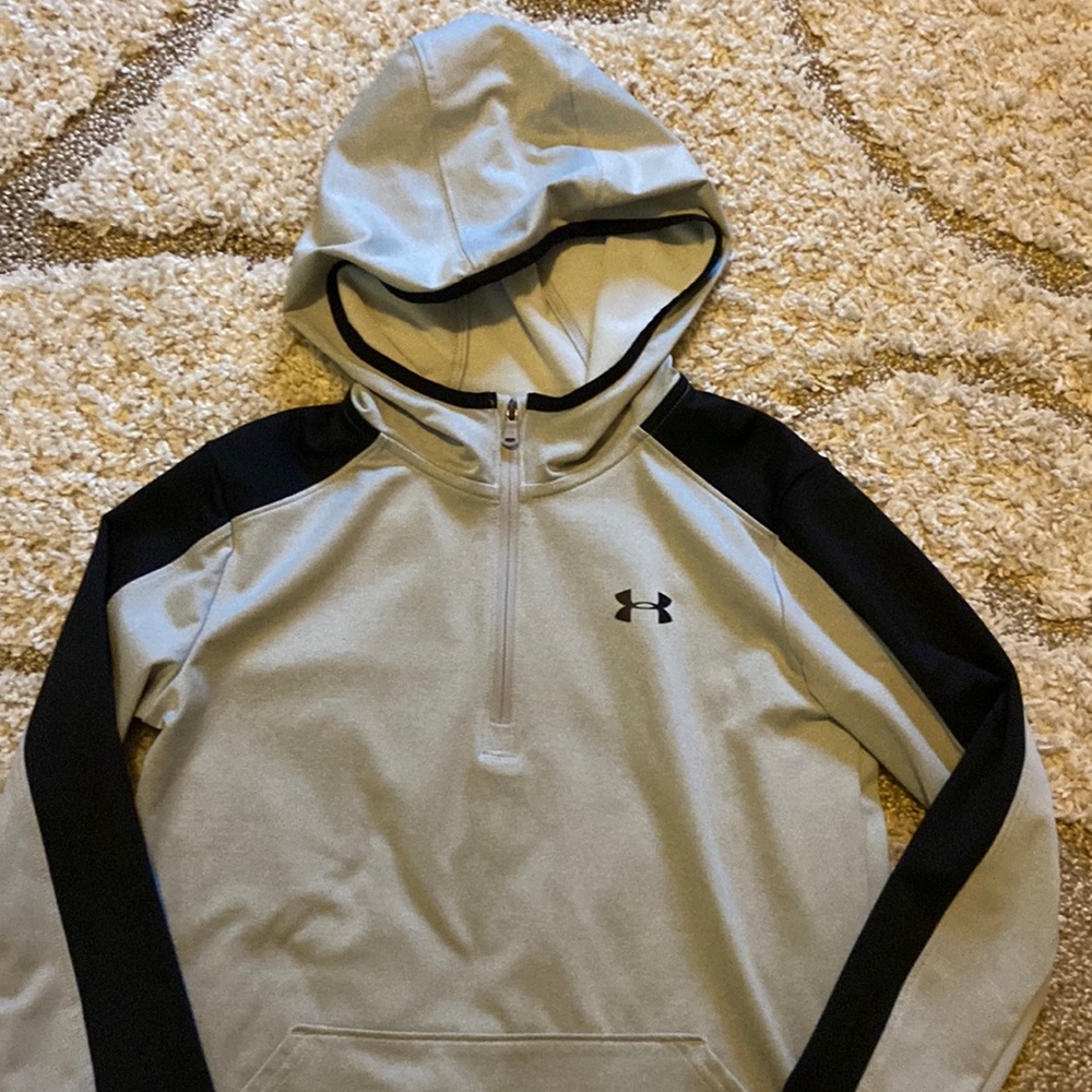YM 1/3 zip hoodie, lightweight. Gray with black accents on sleeves and hood.